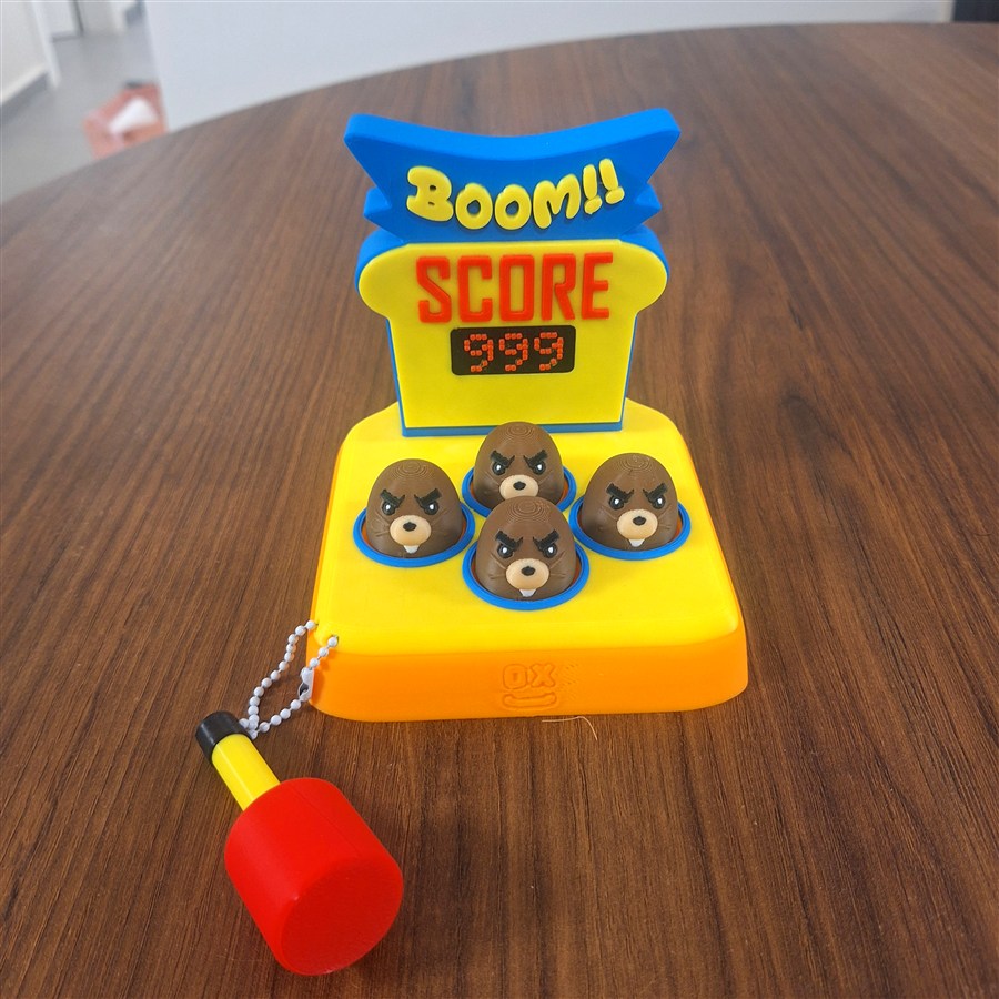 משחק פטיש ומכרסמים BOOM עם ניקוד